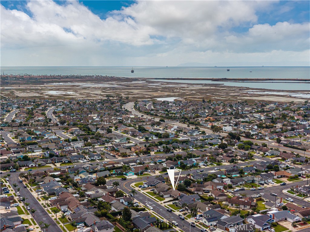 17751 Lewis, Huntington Beach CA 92647 - photo 55