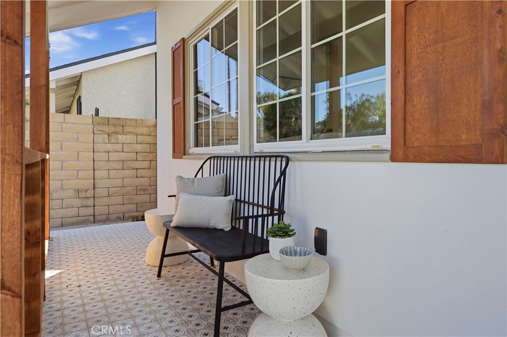 17781 Flintstone Lane, Huntington Beach CA 92647 - photo 3