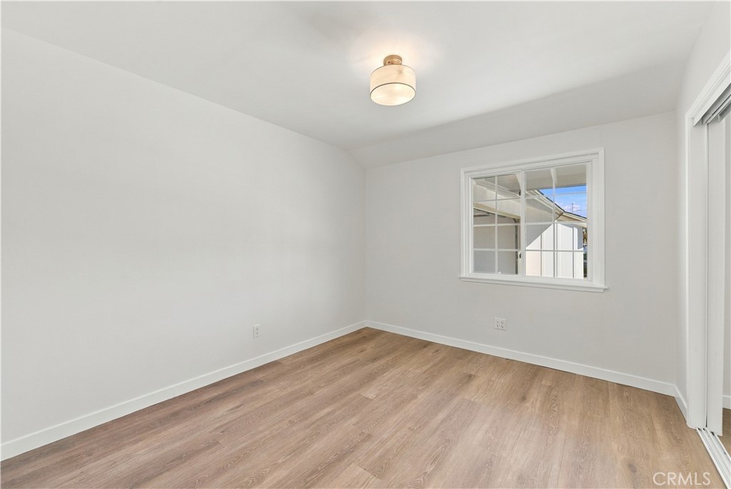 17781 Flintstone Lane, Huntington Beach CA 92647 - photo 19