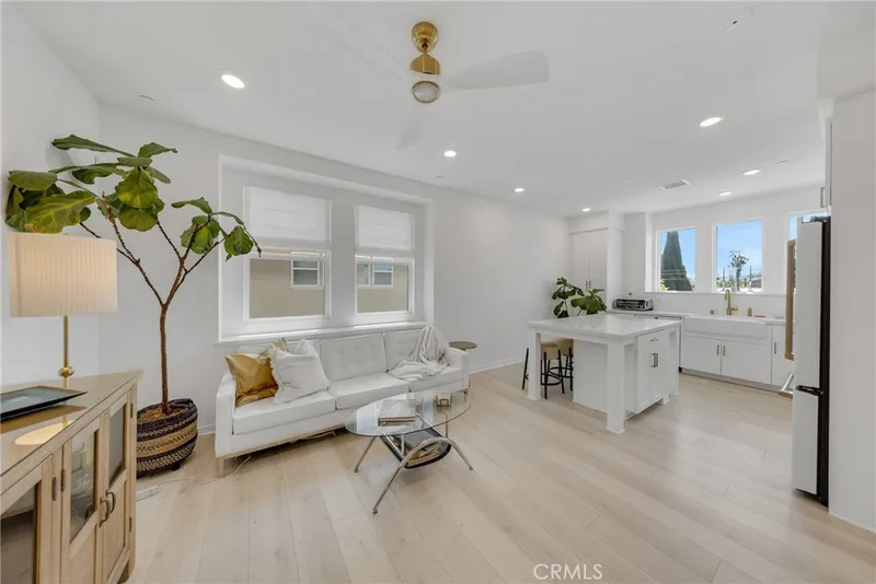 17961 Conch Lane, Huntington Beach, CA 92646