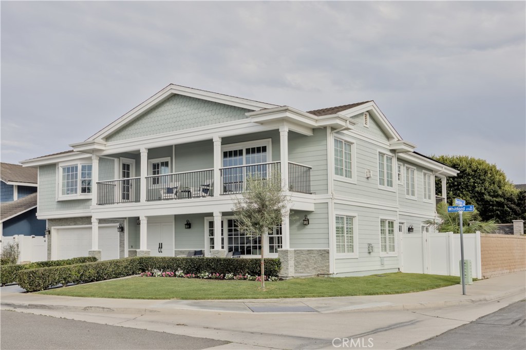 17982 Whitford Lane, Huntington Beach CA 92649 - photo 1