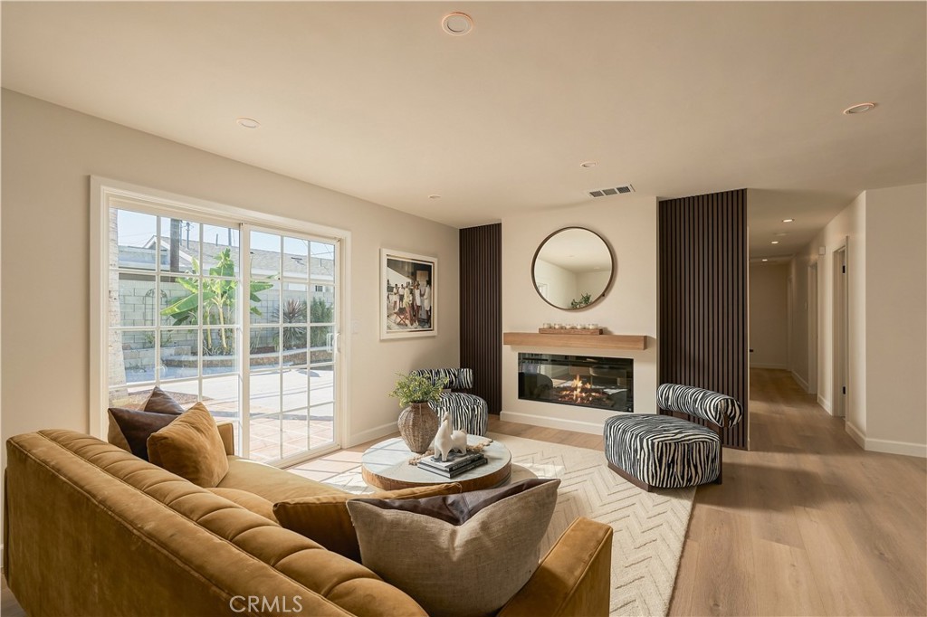 18001 Gulf, Huntington Beach CA 92646 - photo 3