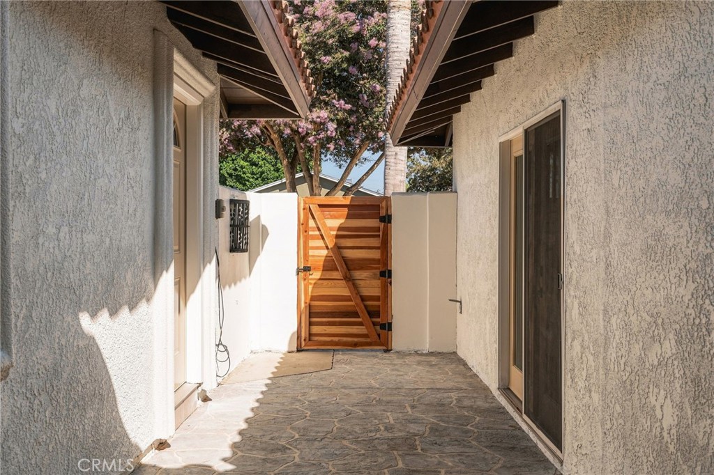 18001 Gulf, Huntington Beach CA 92646 - photo 4
