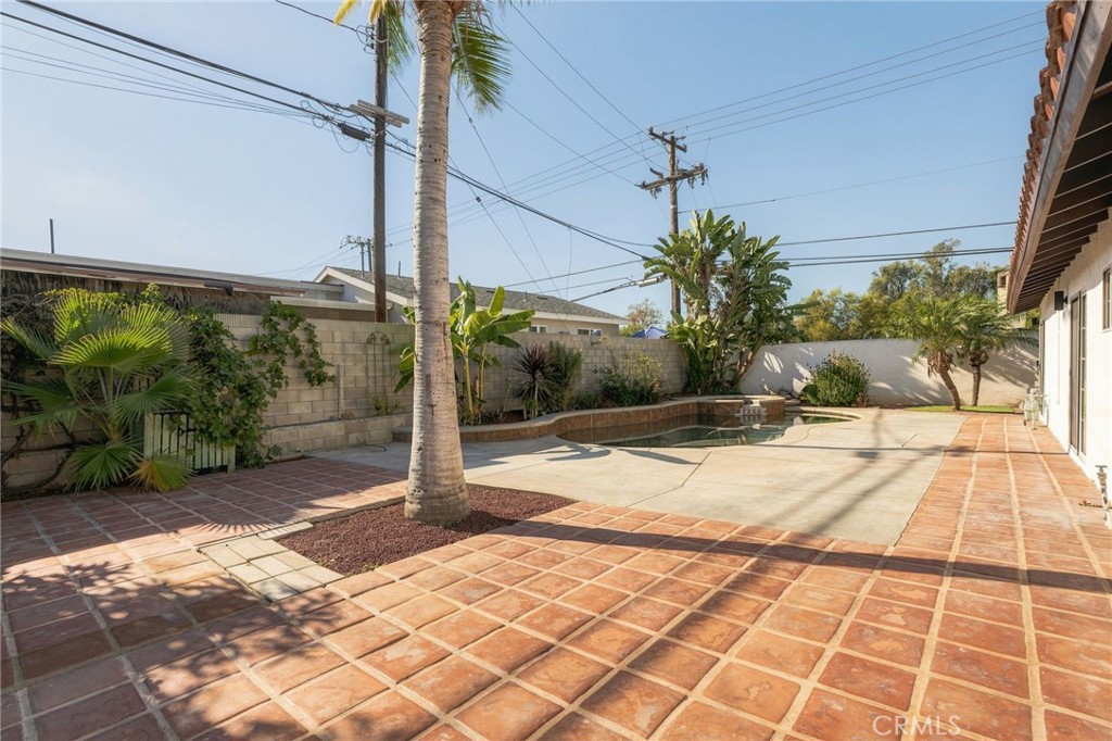 18001 Gulf, Huntington Beach CA 92646 - photo 33