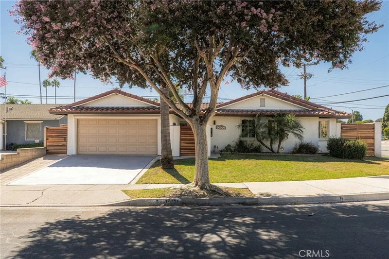18001 Gulf, Huntington Beach, CA 92646