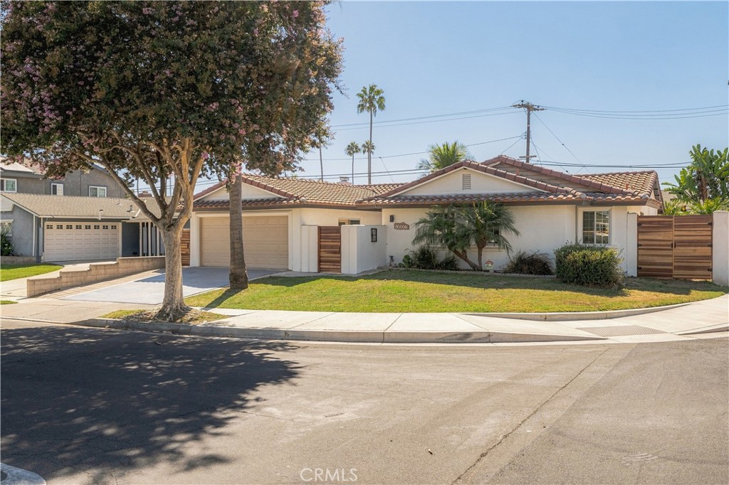 18001 Gulf, Huntington Beach CA 92646 - photo 41