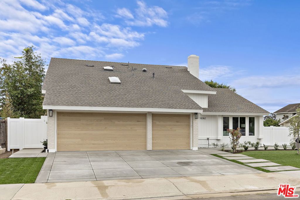 18362 Oxboro Lane, Huntington Beach CA 92648 - photo 3