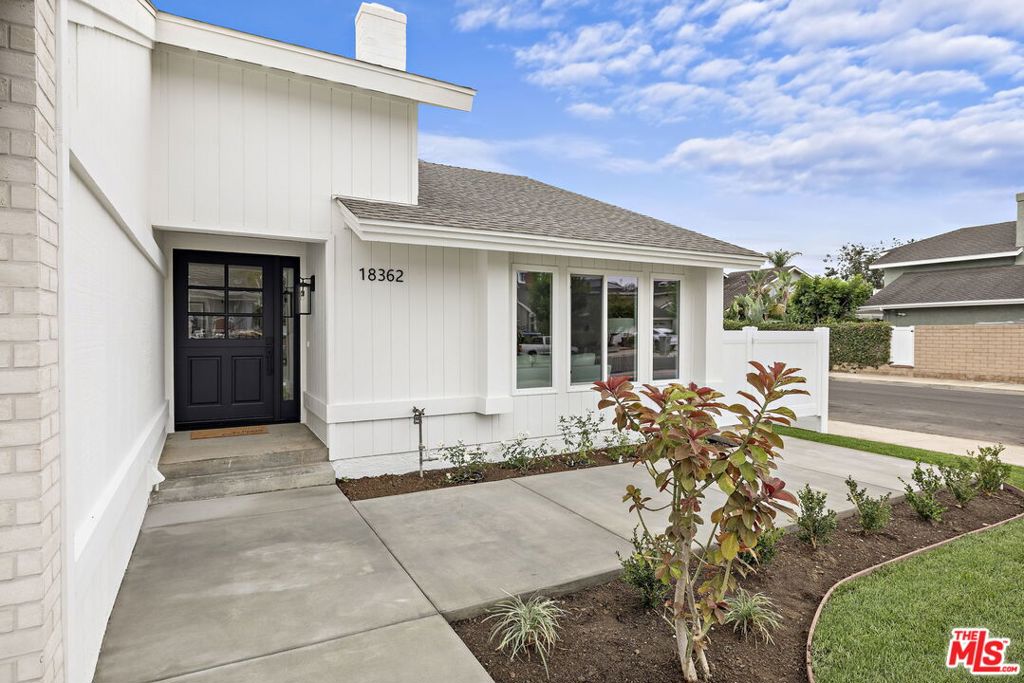18362 Oxboro Lane, Huntington Beach CA 92648 - photo 7