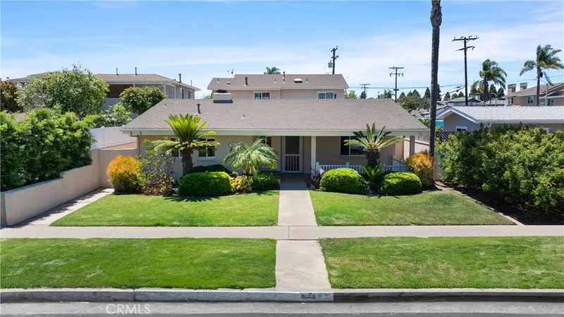 1841 Lake Street, Huntington Beach, CA 92648