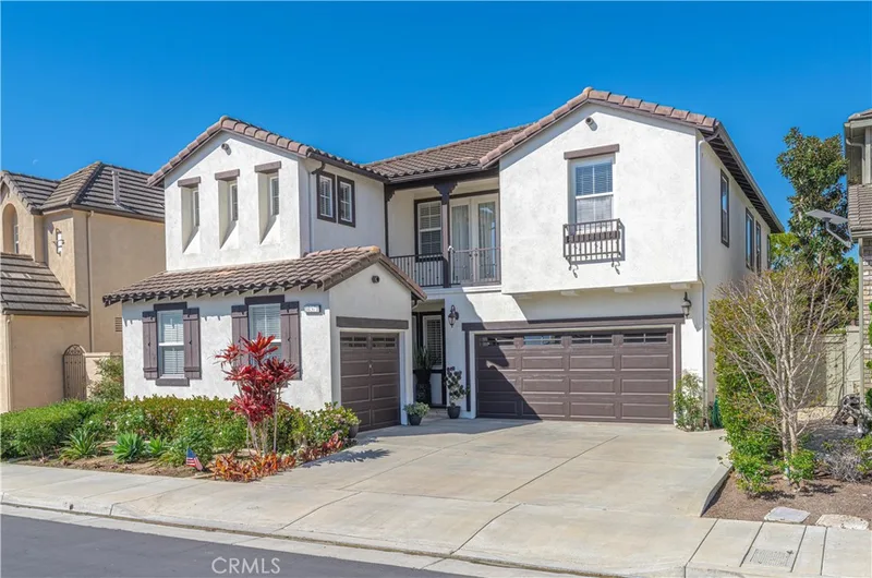 18571 Amalia Lane, Huntington Beach, CA 92648