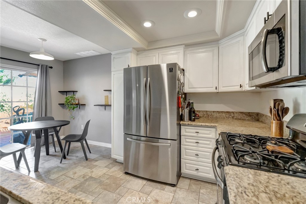 18571 Edgebrook Lane, Huntington Beach CA 92648 - photo 18