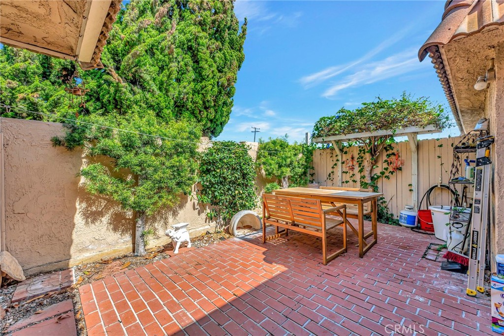 18571 Edgebrook Lane, Huntington Beach CA 92648 - photo 27