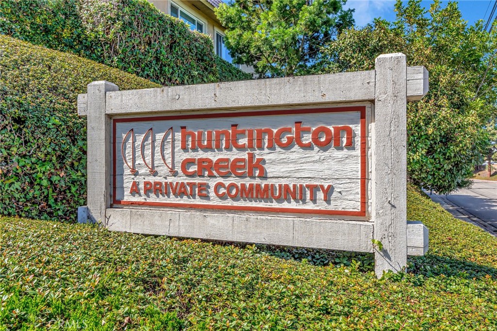 18571 Edgebrook Lane, Huntington Beach CA 92648 - photo 31