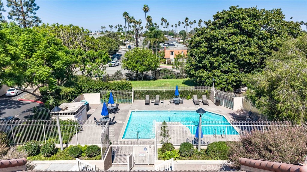 18571 Edgebrook Lane, Huntington Beach CA 92648 - photo 48