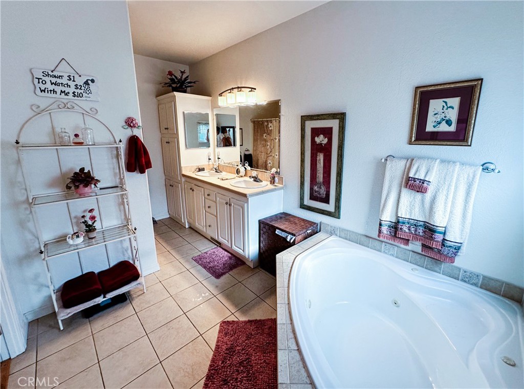 18601 Newland Street 116, Huntington Beach CA 92646 - photo 40