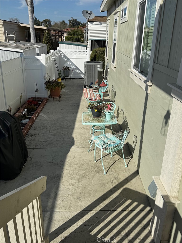 18601 Newland Street 4, Huntington Beach CA 92646 - photo 5