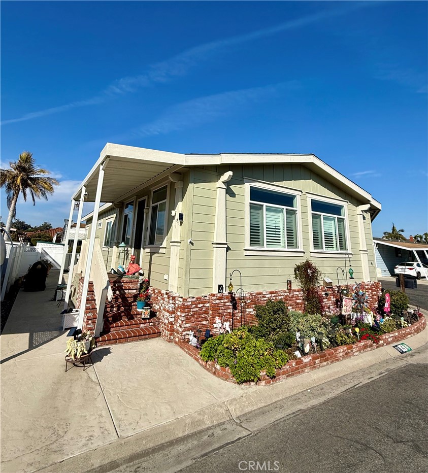 18601 Newland Street 4, Huntington Beach CA 92646 - photo 16