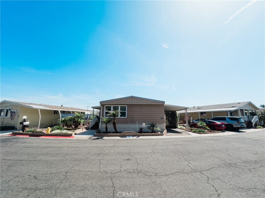 18601 Newland Street 59, Huntington Beach CA 92646 - photo 31