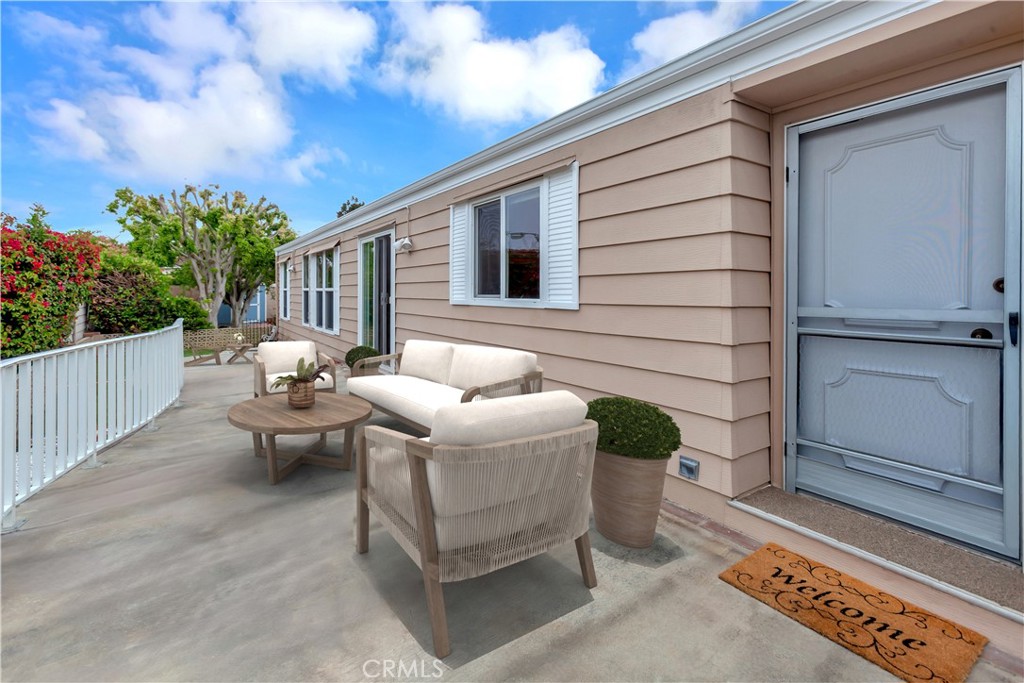 Patio area - 18601 Newland Street 89, Huntington Beach CA 92646 - photo 23