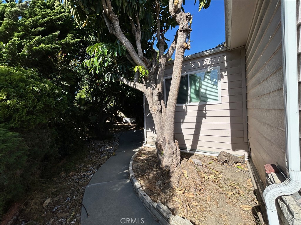 18601 Newland Street 90, Huntington Beach CA 92646 - photo 5