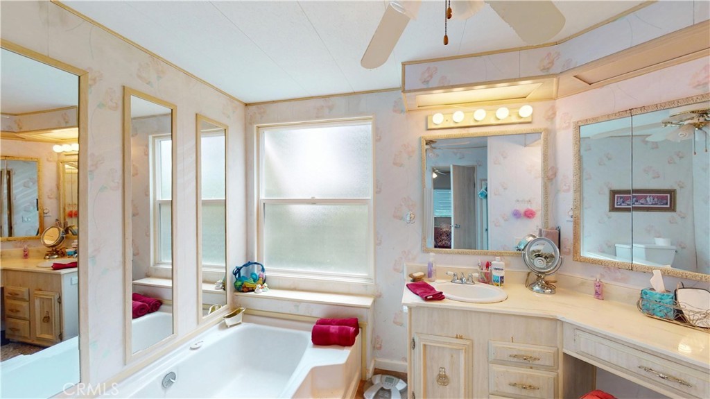 18601 Newland Street 90, Huntington Beach CA 92646 - photo 28