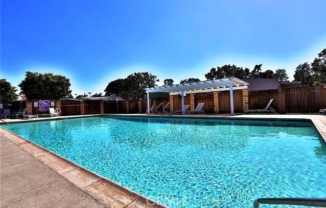 18601 Newland Street 90, Huntington Beach CA 92646 - photo 32