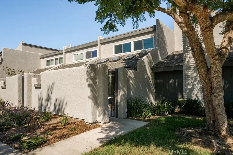 18644 Applewood, Huntington Beach, CA 92646
