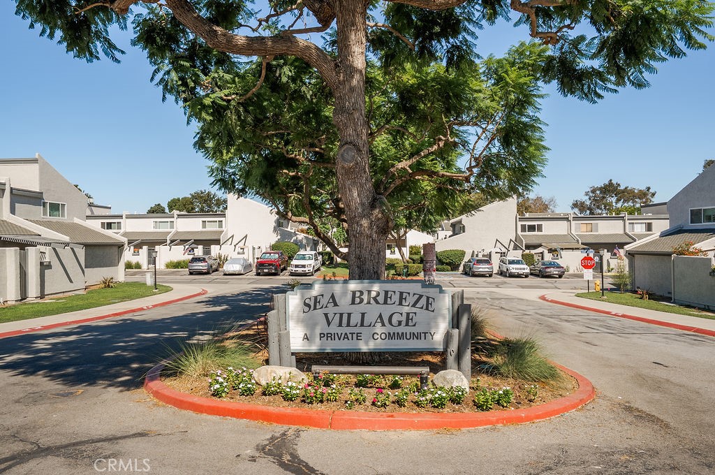 18644 Applewood, Huntington Beach CA 92646 - photo 32