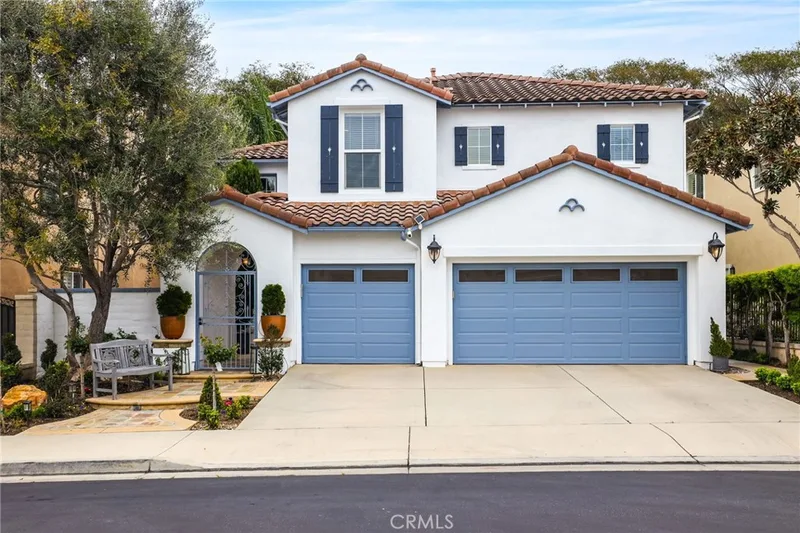 18692 Calera Drive, Huntington Beach, CA 92648