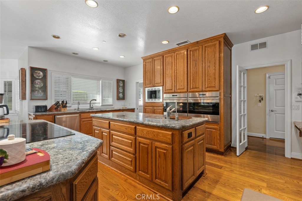 18732 Jockey Circle, Huntington Beach CA 92648 - photo 17