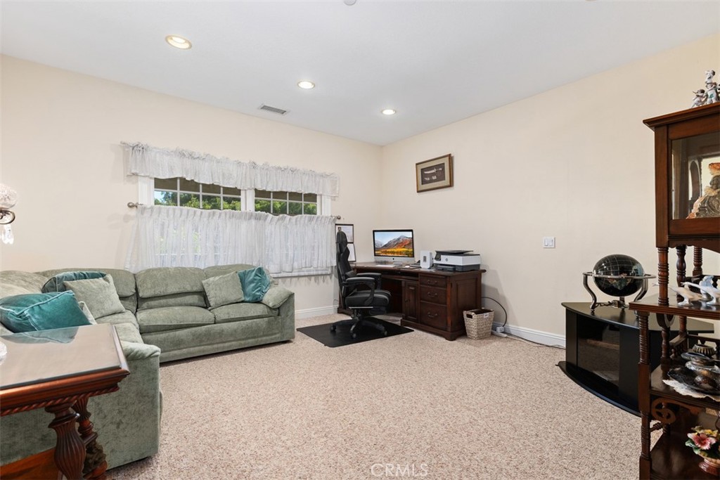 18732 Jockey Circle, Huntington Beach CA 92648 - photo 43