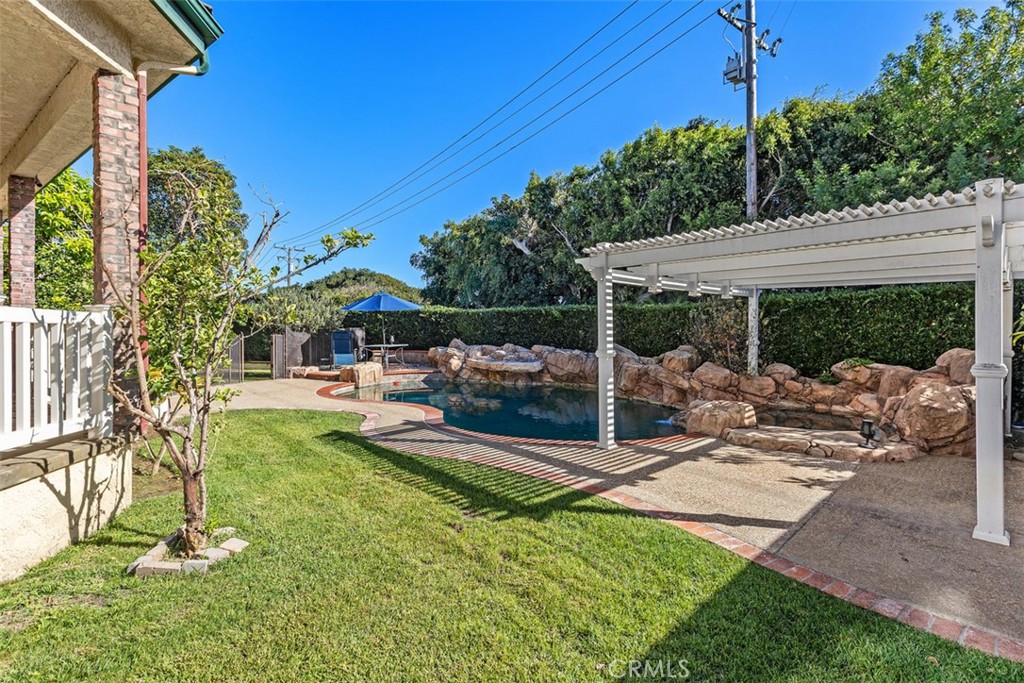 18732 Jockey Circle, Huntington Beach CA 92648 - photo 48