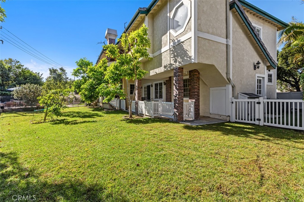 18732 Jockey Circle, Huntington Beach CA 92648 - photo 50