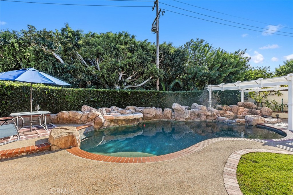 18732 Jockey Circle, Huntington Beach CA 92648 - photo 52