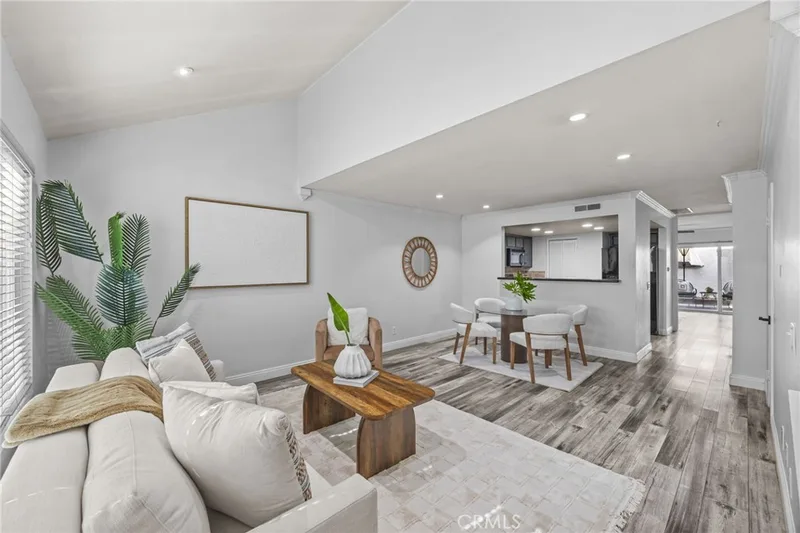18741 Applewood, Huntington Beach