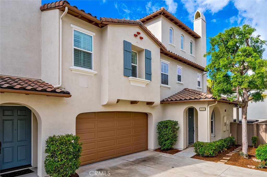 18785 Roxbury Lane, Huntington Beach CA 92648 - photo 1