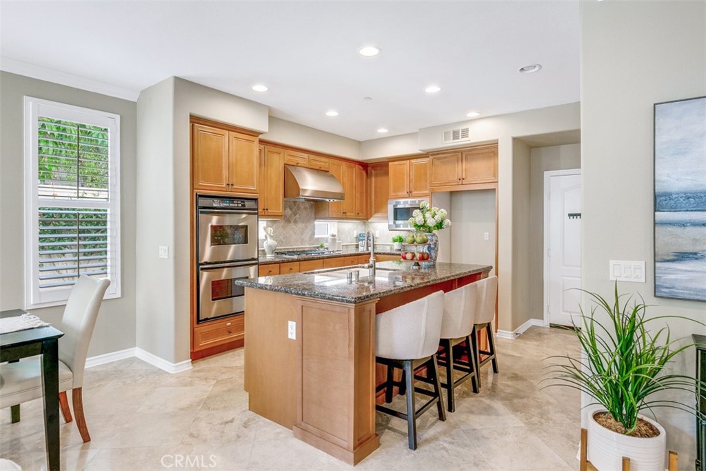 18790 Sinclair Lane, Huntington Beach CA 92648 - photo 10
