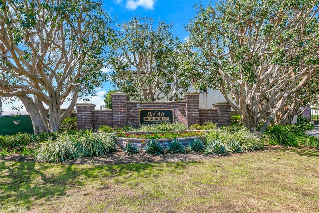 18790 Sinclair Lane, Huntington Beach CA 92648 - photo 41