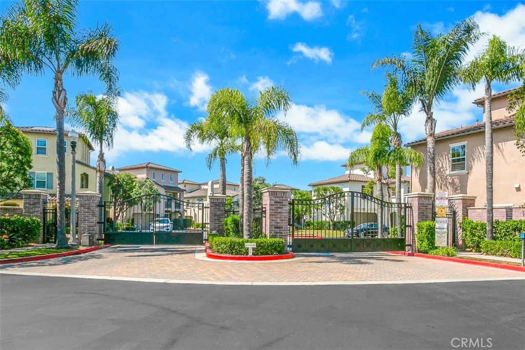 18790 Sinclair Lane, Huntington Beach CA 92648 - photo 42
