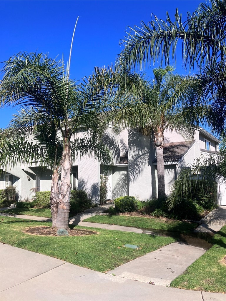 18849 Lister Lane, Huntington Beach CA 92646 - photo 1