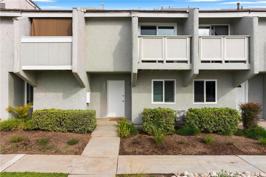 18853 Lister Lane - Cherrywood Village - 18853 Lister Lane, Huntington Beach CA 92646 - photo 1