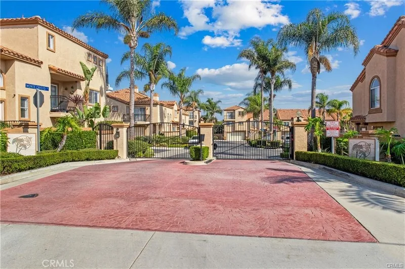 18871 Kithira Circle, Huntington Beach, CA 92648