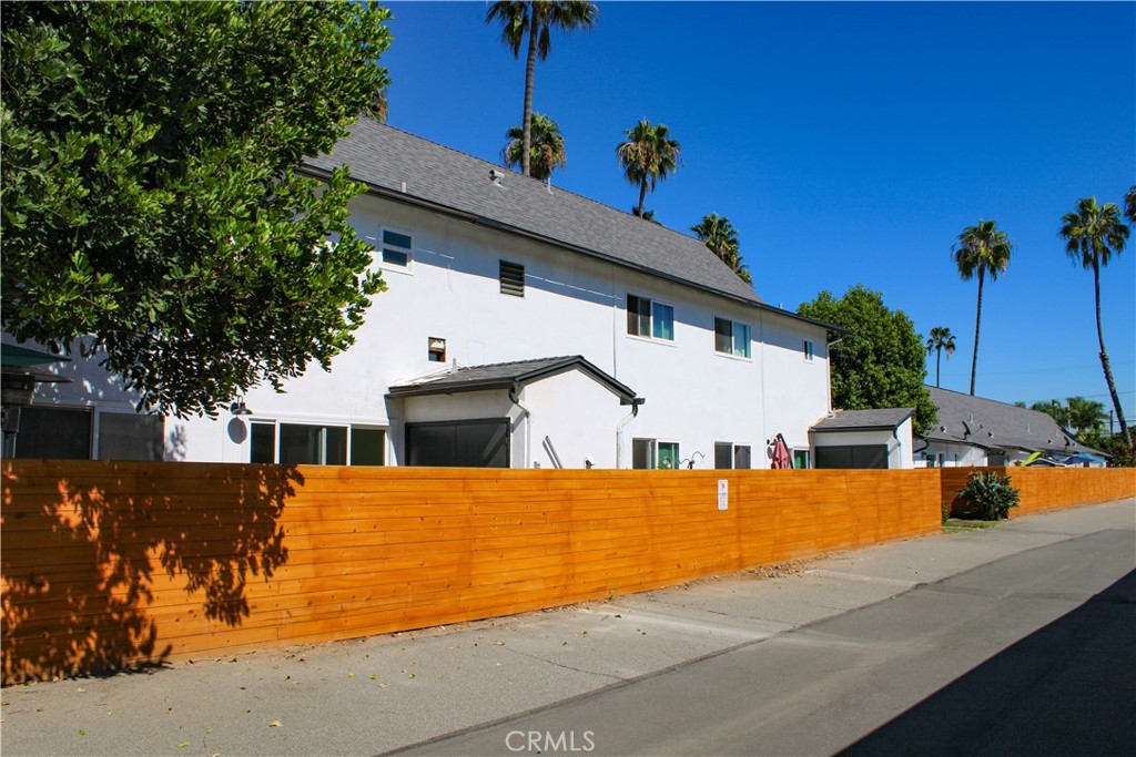 18881 Mora Kai Lane, Huntington Beach CA 92646 - photo 16