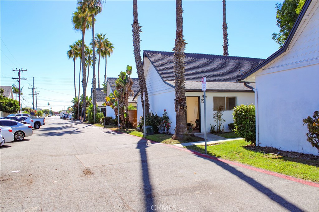 18881 Mora Kai Lane, Huntington Beach CA 92646 - photo 18