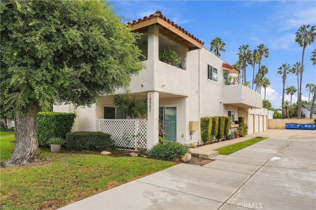 18902 Valley, Huntington Beach CA 92646 - photo 2