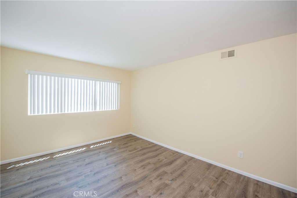 18902 Valley, Huntington Beach CA 92646 - photo 20