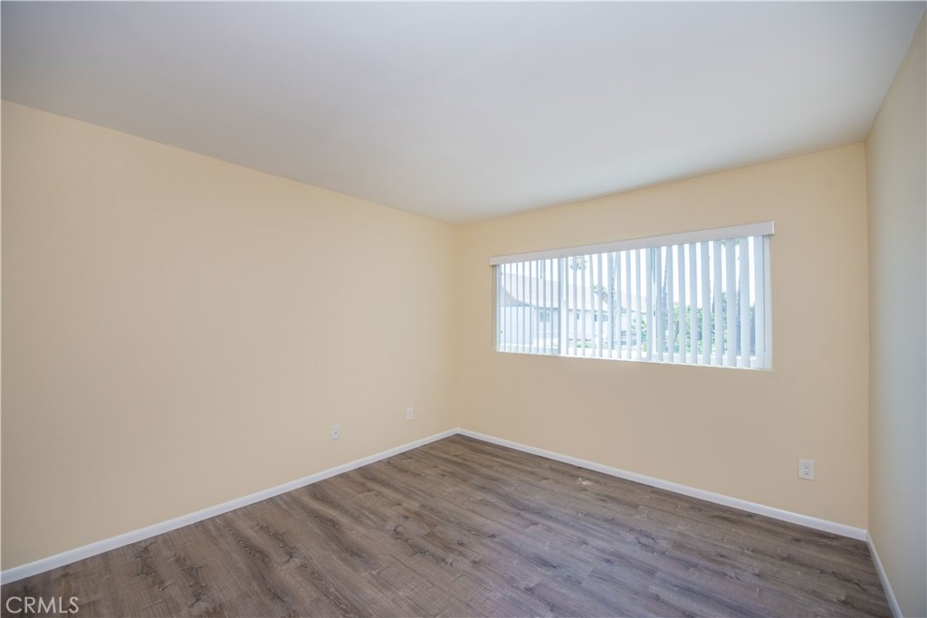 18902 Valley, Huntington Beach CA 92646 - photo 23