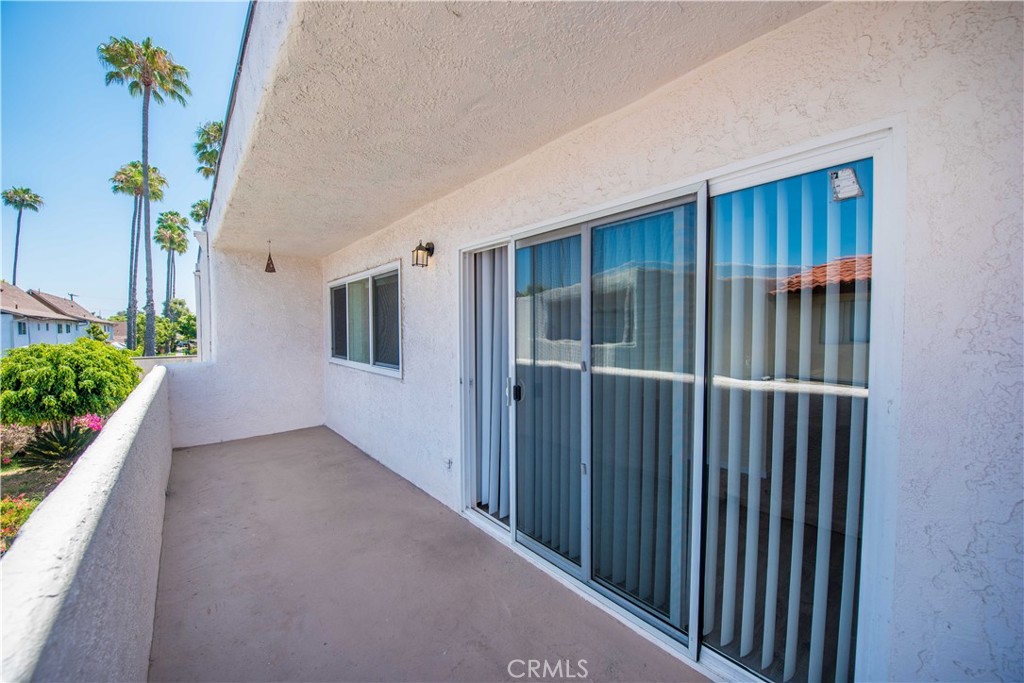 18902 Valley, Huntington Beach CA 92646 - photo 27