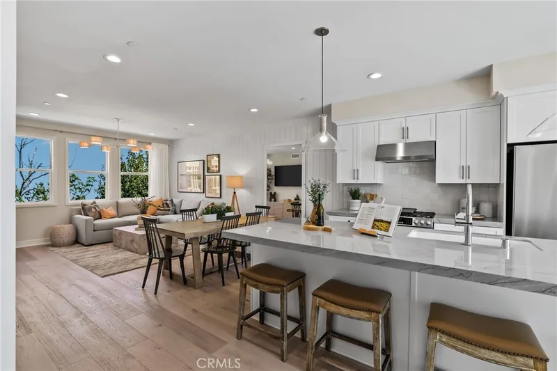 19051 Main Street 105, Huntington Beach, CA 92648