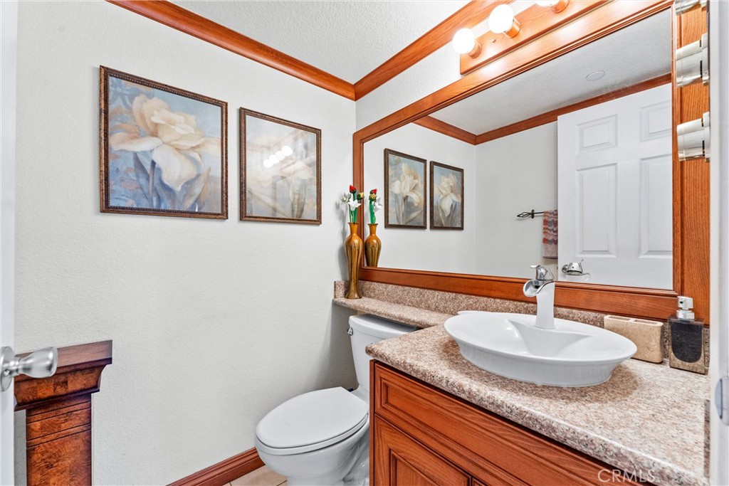 19110 Beachcrest Lane E, Huntington Beach CA 92646 - photo 20